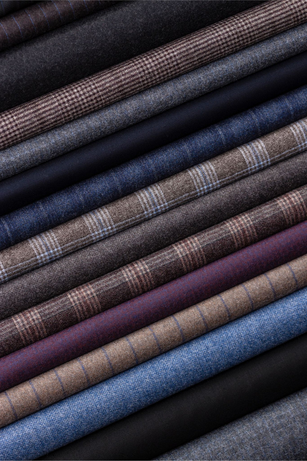 Custom suit fabric San Jose: Luxury wool and silk from Loro Piana, Dormeuil & Scabal. Bespoke tailoring in the Bay Area.