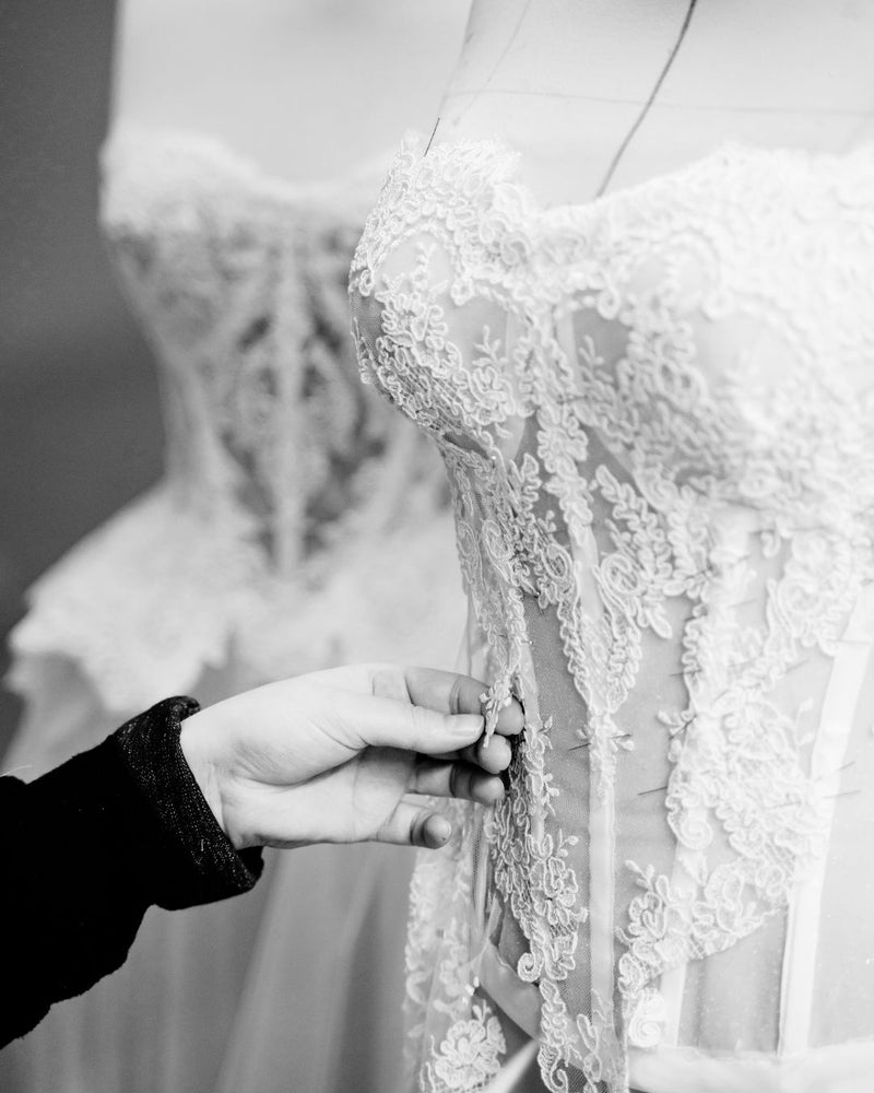 Luxury Custom Wedding Dresses by Nancy Vuu serving San Jose, Los Altos Hills, Palo Alto, Saratogo, Atherton, Woodside and the Greater Bay Area. 